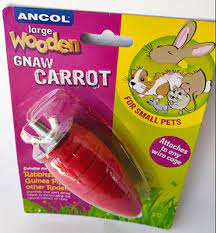 Wooden Gnaw Carrot Small