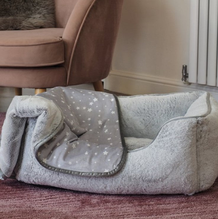 Silver Square Faux Fur Pet Bed